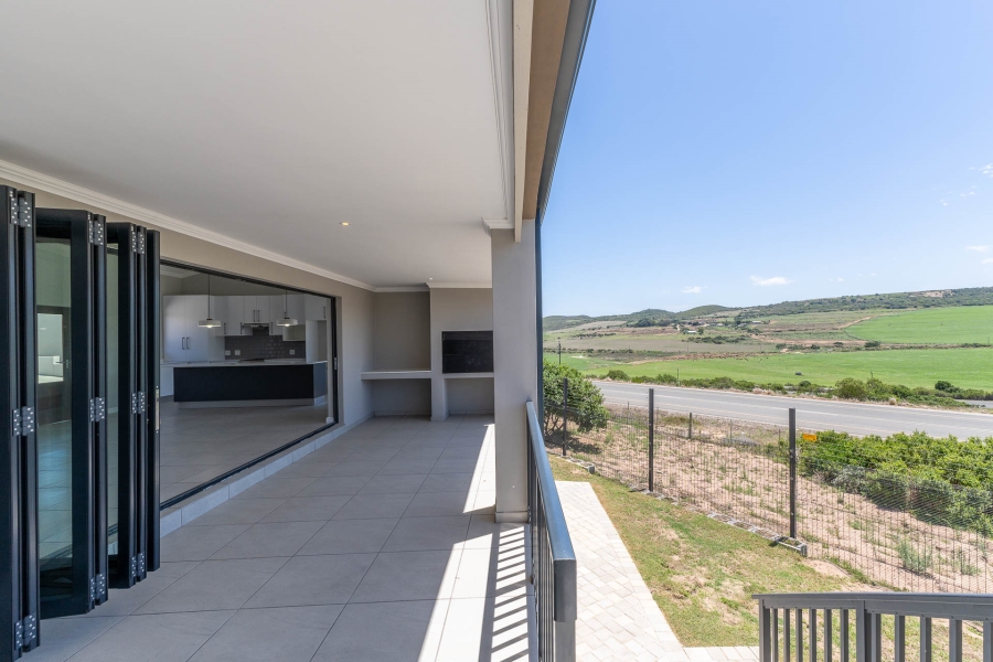 3 Bedroom Property for Sale in Reebok Western Cape